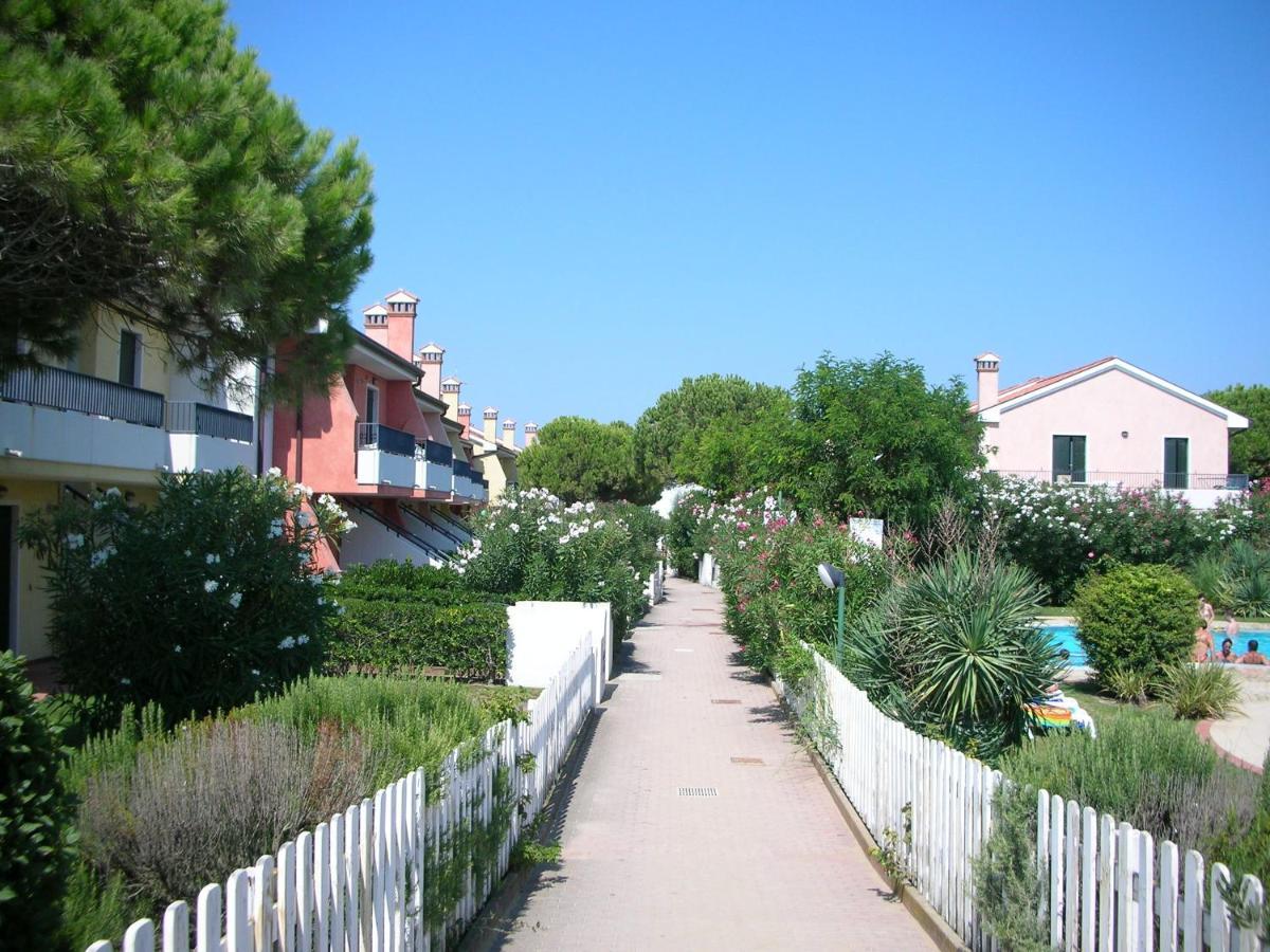 קוואלינו-טראפורטי Residence Porto Sole מראה חיצוני תמונה