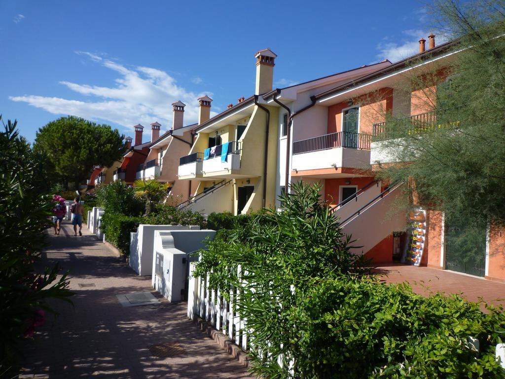 קוואלינו-טראפורטי Residence Porto Sole מראה חיצוני תמונה